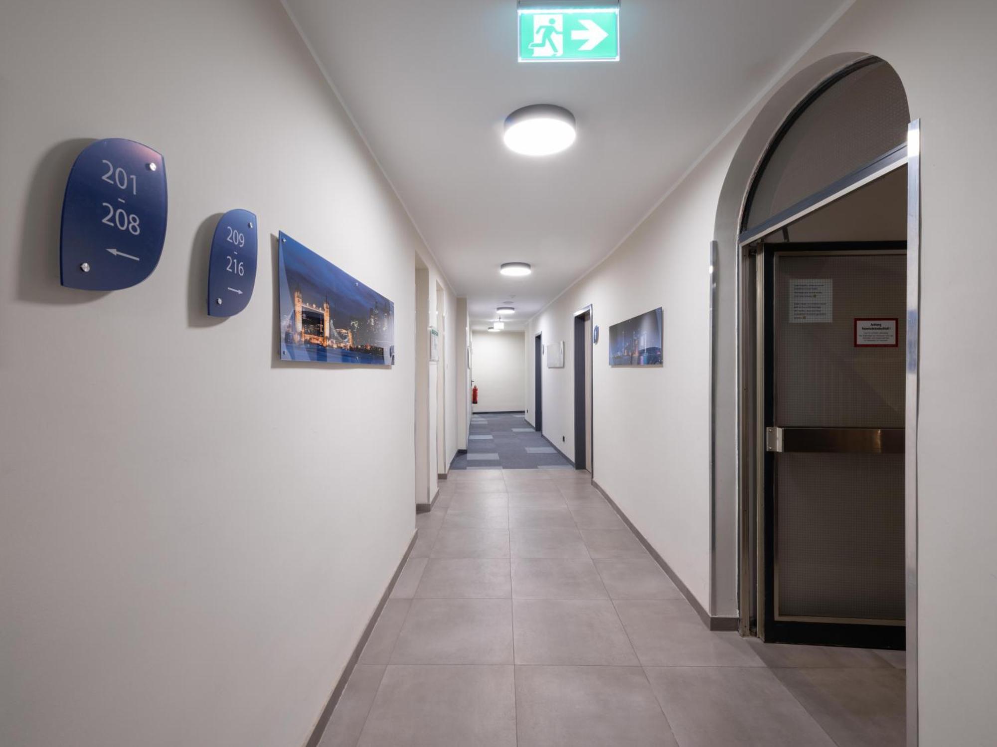 Smart Stay Hotel Station — Fotos 3